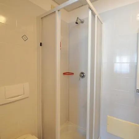 Hotel Elena *
